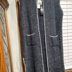 Women's Navy Blue Cardigan Vest
